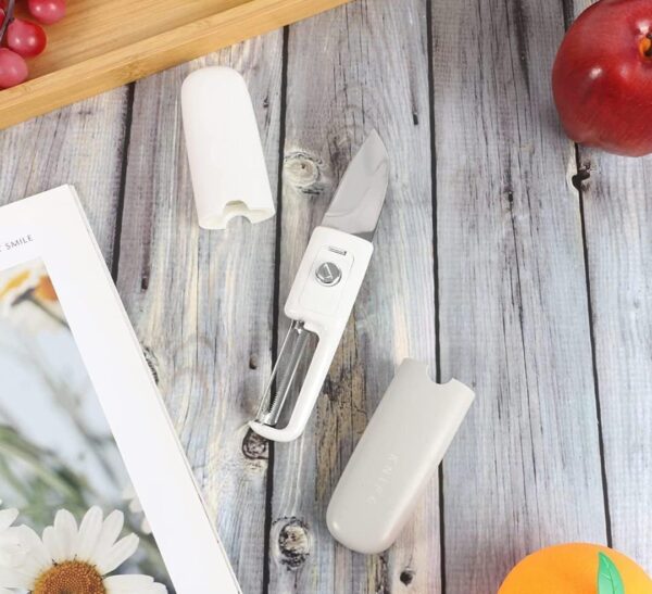 2 in 1 Fruit Peeler with Knife - Image 4